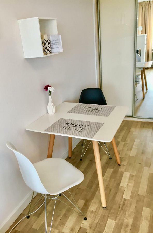 Apartament Metromarymont ワルシャワ エクステリア 写真